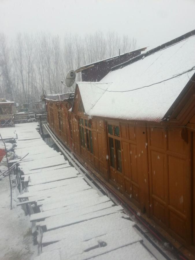 Hôtel Houseboat - City Of Kashmir à Srīnagar Extérieur photo
